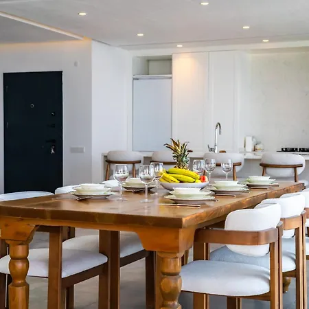 ヴィラ Deniz Manzarali Genis Tatil Villasi
